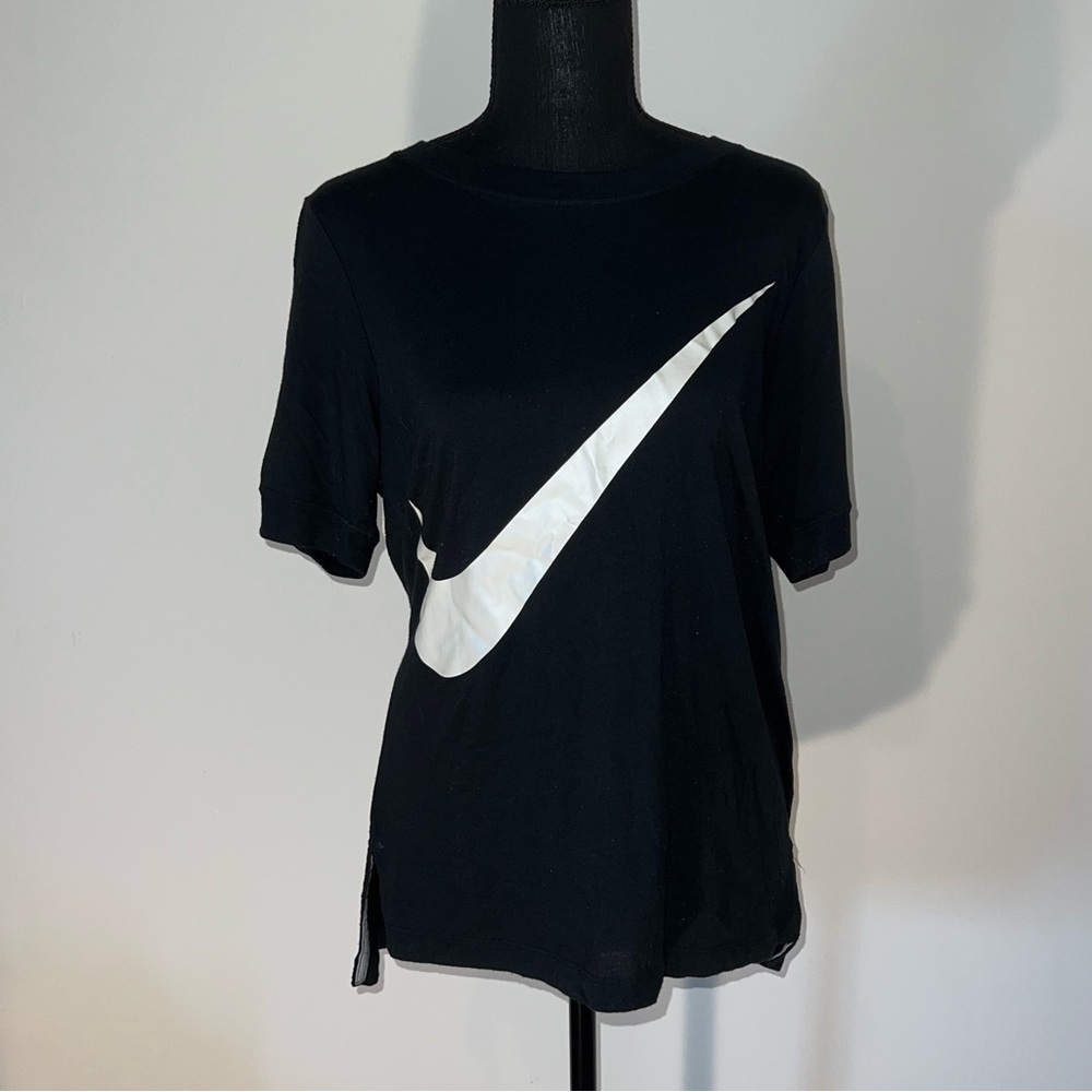 ⭐️3/$30!⭐️Nike T-shirt